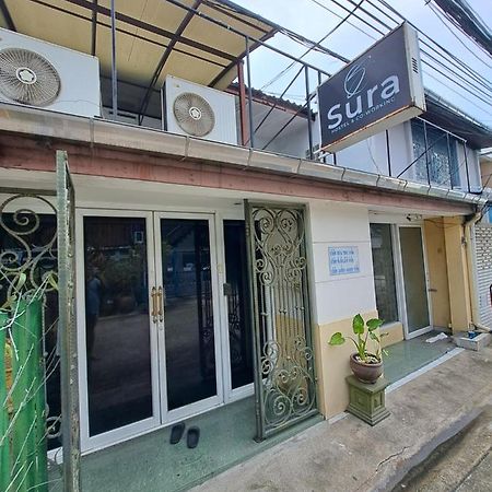 Sura Hostel Bangkok Near Mrt Phra Ram 9 Zewnętrze zdjęcie