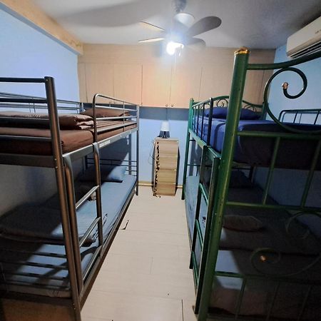 Sura Hostel Bangkok Near Mrt Phra Ram 9 Zewnętrze zdjęcie