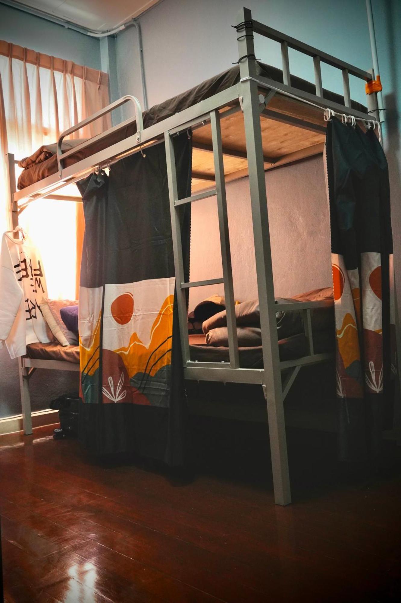 Sura Hostel Bangkok Near Mrt Phra Ram 9 Zewnętrze zdjęcie