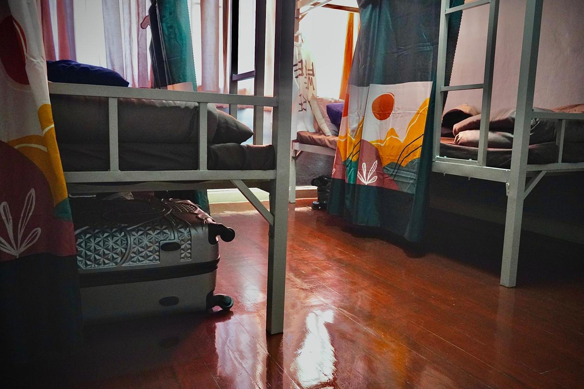 Sura Hostel Bangkok Near Mrt Phra Ram 9 Zewnętrze zdjęcie