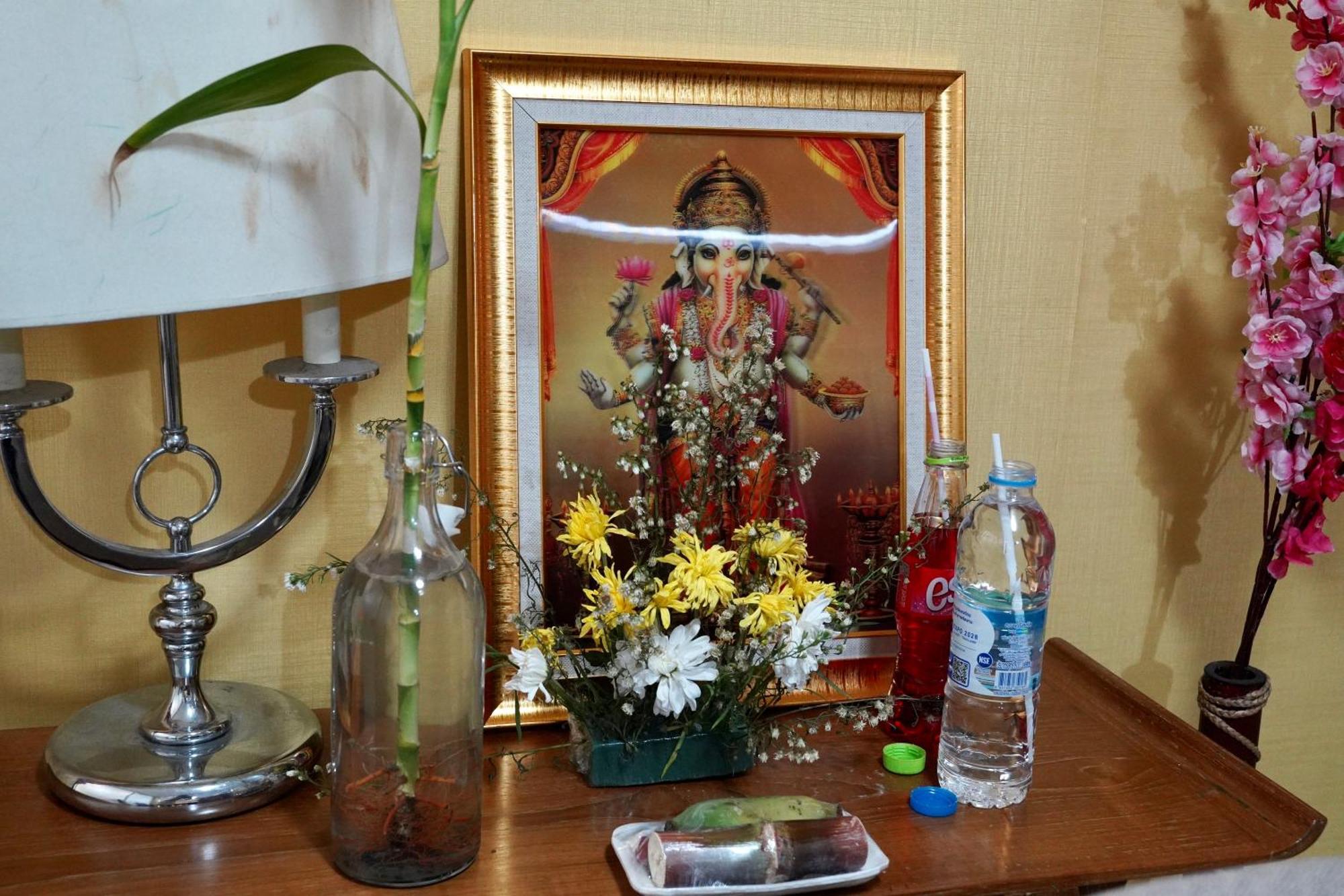 Sura Hostel Bangkok Near Mrt Phra Ram 9 Zewnętrze zdjęcie