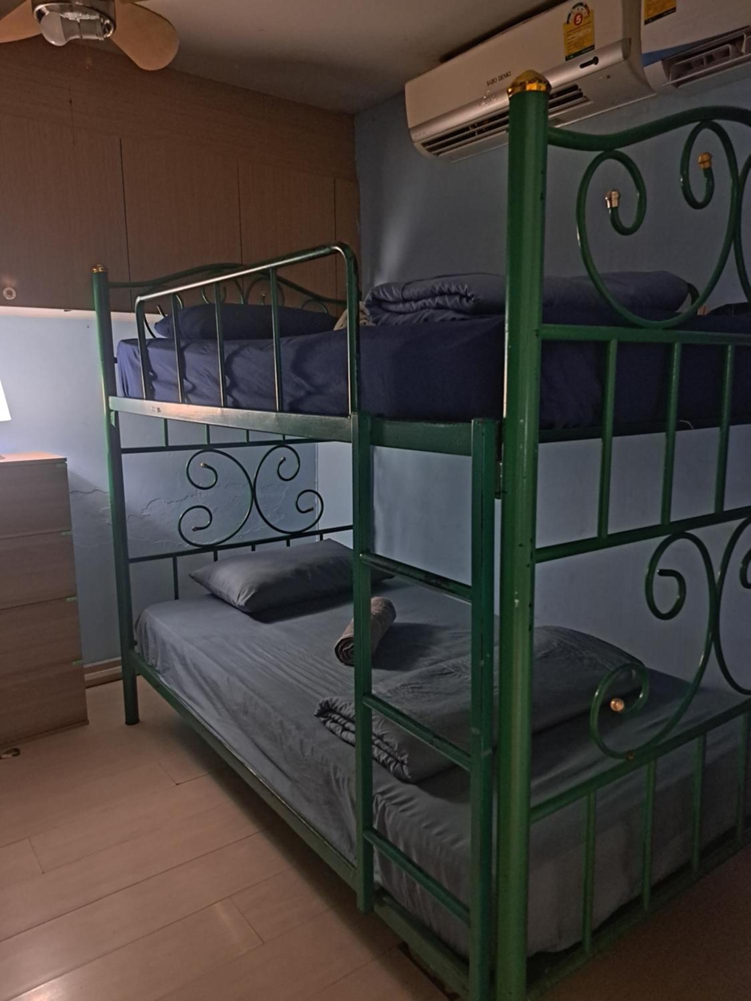 Sura Hostel Bangkok Near Mrt Phra Ram 9 Zewnętrze zdjęcie